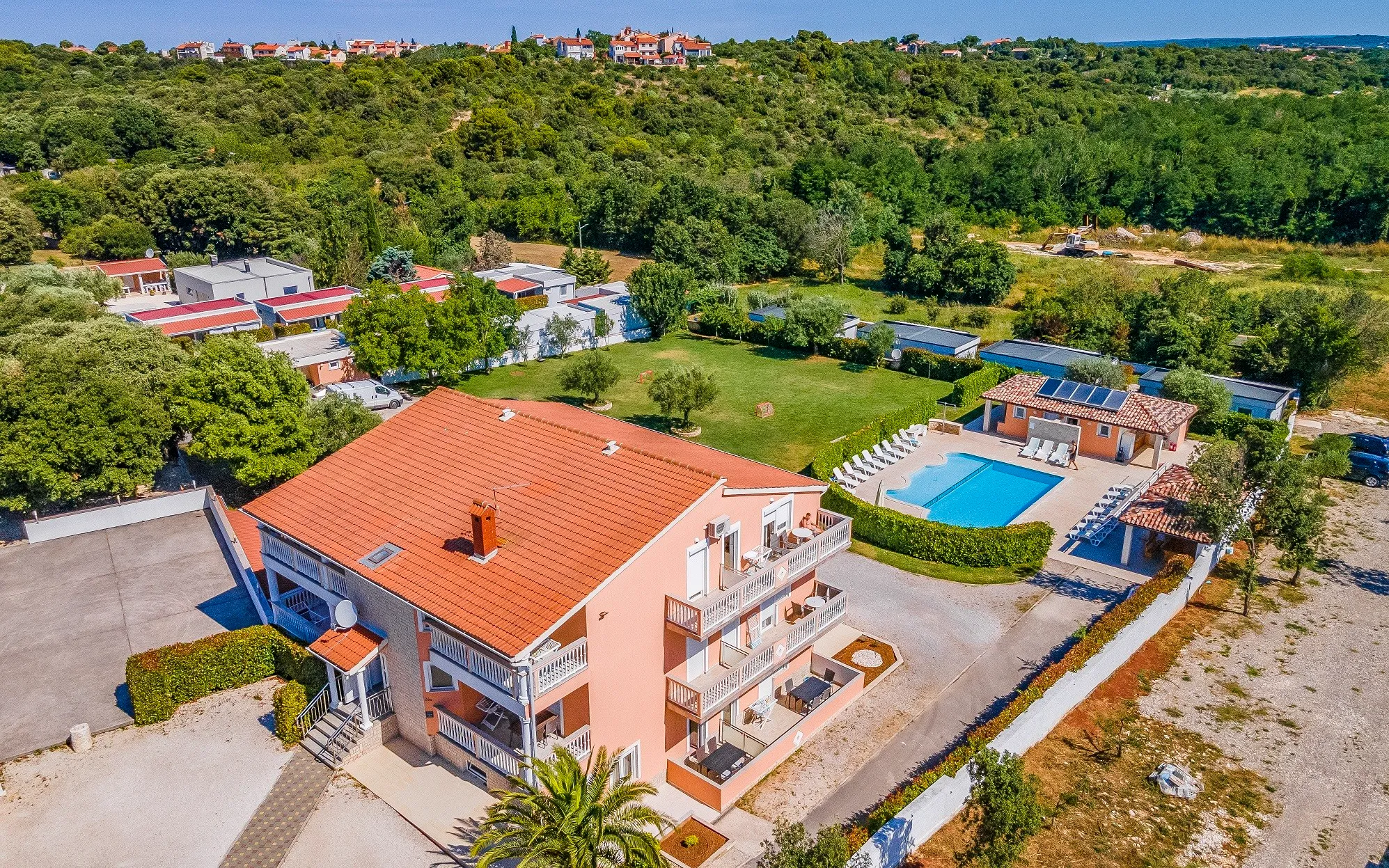 Apartments Rok in Banjole, Istria — pool view